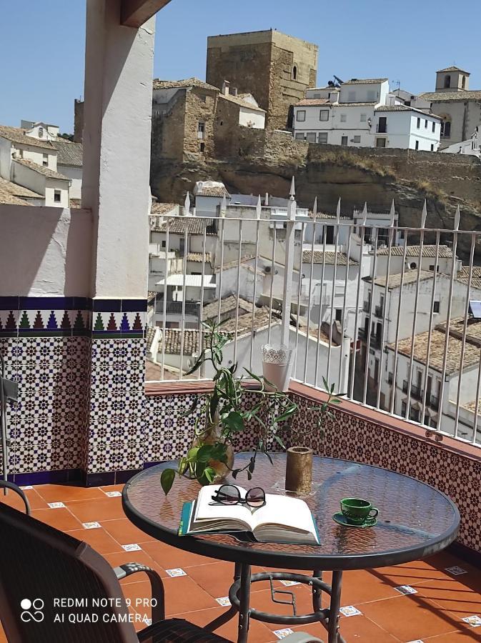 Casa De Las Lanzas Setenil De Las Bodegas Eksteriør bilde